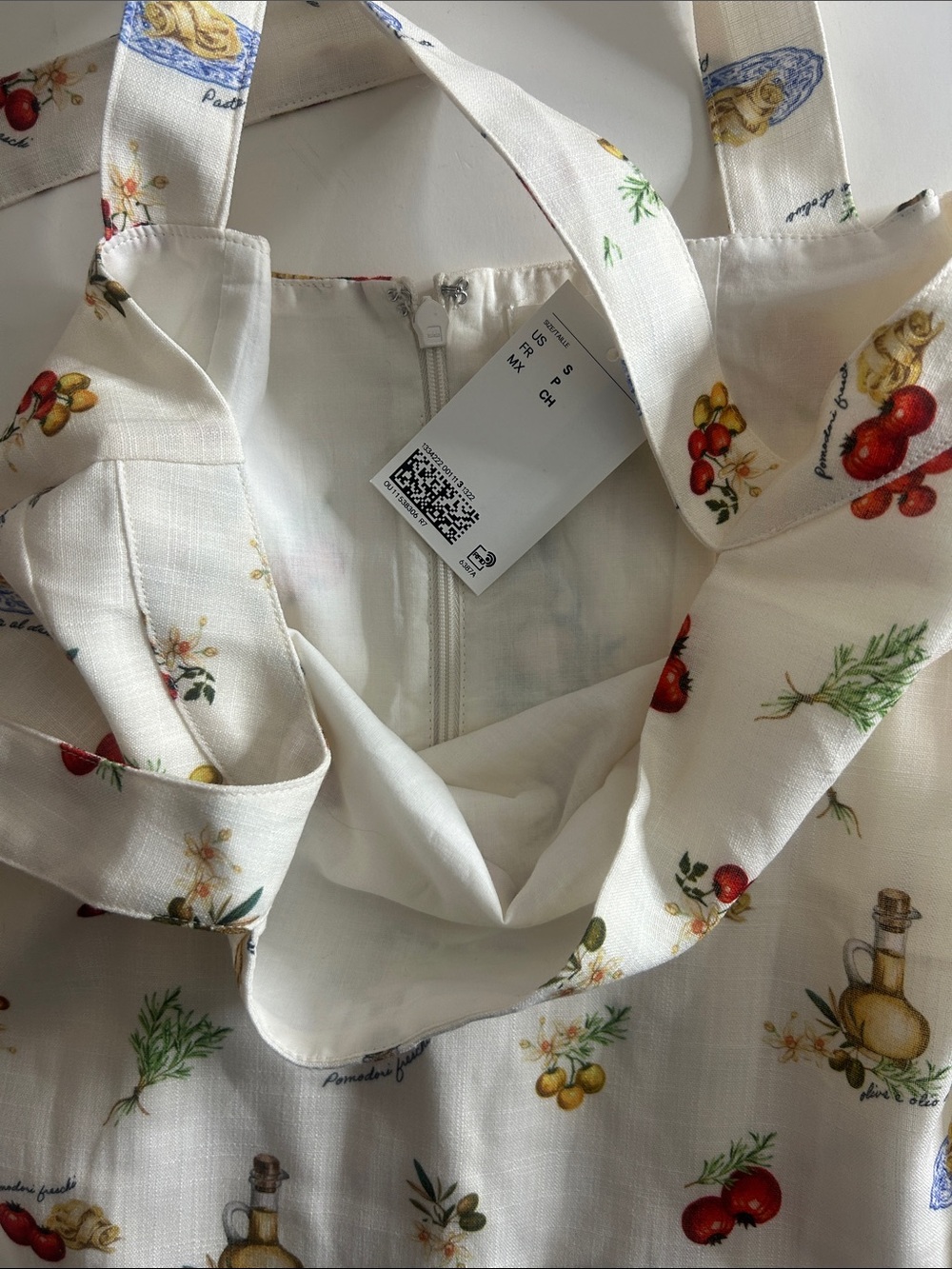 NWT (P-16.5/size small) H&M TWIST-DETAIL Tomato PRINTED DRESS - Picture 5 of 5